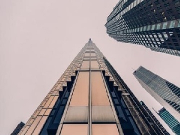 美国不再“例外”，欧洲却没准备好？全球最大主权基金警告：欧股竞争力不行，仓位已从26%砍到15%！